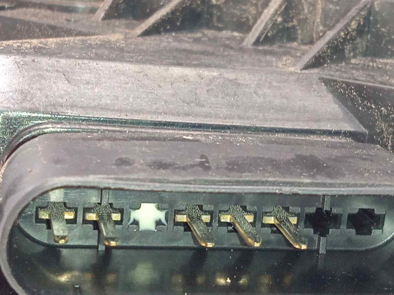 Recambio de cerradura puerta delantera izquierda para ford fiesta (cb1) trend referencia OEM IAM 8A6A21813AC  2049023