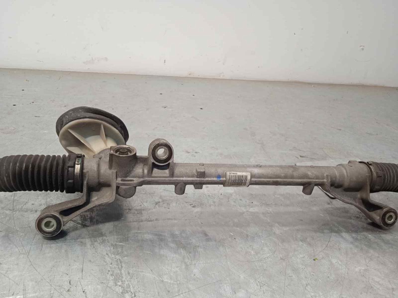 Recambio de cremallera direccion para ford fiesta (cb1) trend referencia OEM IAM 8V513200DE 2019937 8V513200