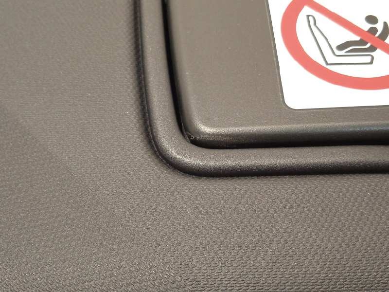 Recambio de parasol derecho para ford puma referencia OEM IAM 2434896  