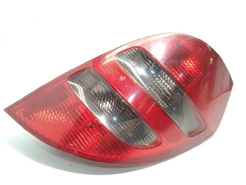 PILOTO TRASERO DERECHO A1698201064 1698201064