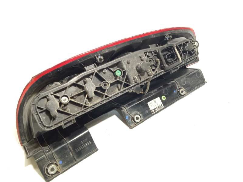 Recambio de piloto trasero derecho para opel combo d 1.3 16v cdti referencia OEM IAM 519248430  