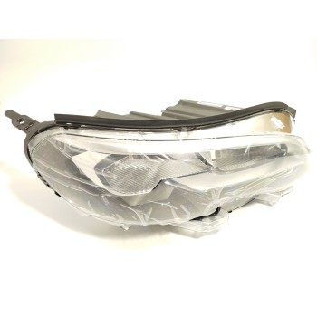 Recambio de faro derecho para peugeot expert combi standard referencia OEM IAM 9808572580  