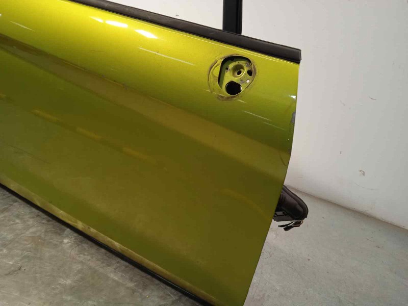 Recambio de puerta delantera derecha para ford fiesta (cb1) trend referencia OEM IAM 1692513  1806117