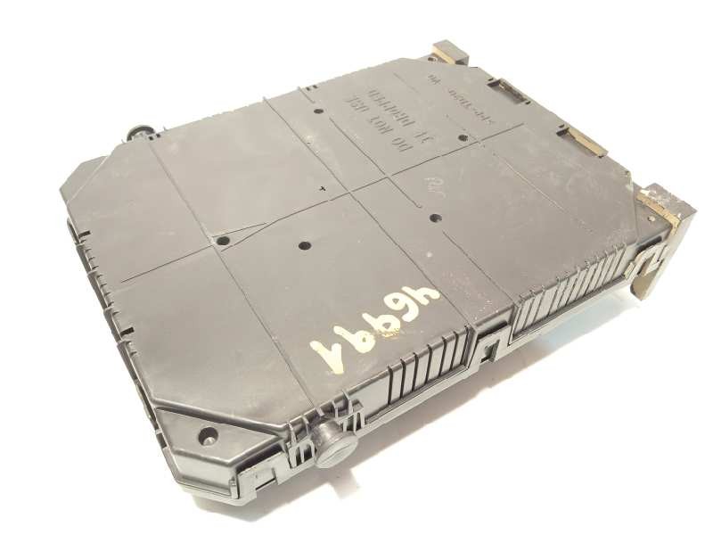 Recambio de caja reles / fusibles para opel crossland x 1.2 referencia OEM IAM 9819851280  1618840880