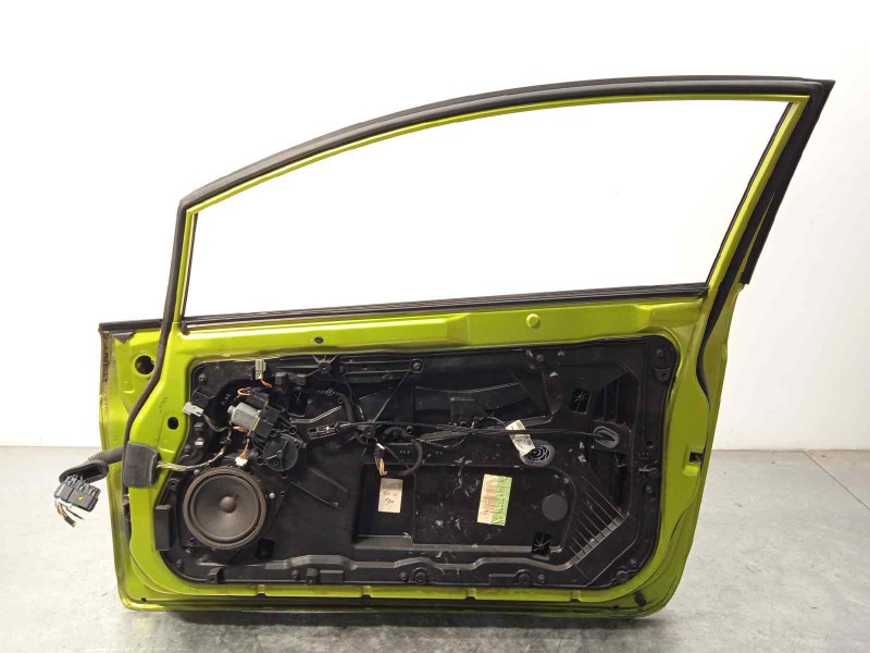 Recambio de puerta delantera derecha para ford fiesta (cb1) trend referencia OEM IAM 1692513  1806117