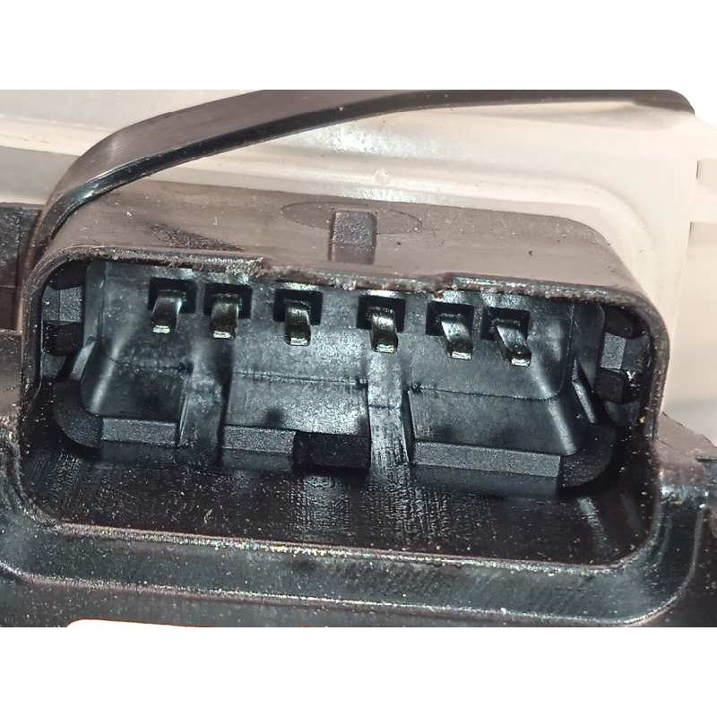 Recambio de cerradura puerta delantera derecha para opel crossland x 1.2 referencia OEM IAM 3558109  