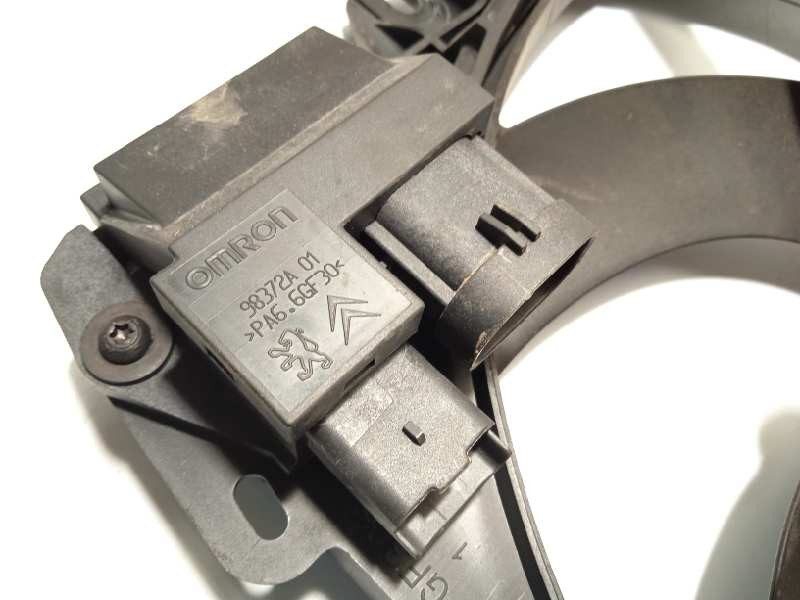 Recambio de electroventilador para opel crossland x 1.2 referencia OEM IAM 3641929  