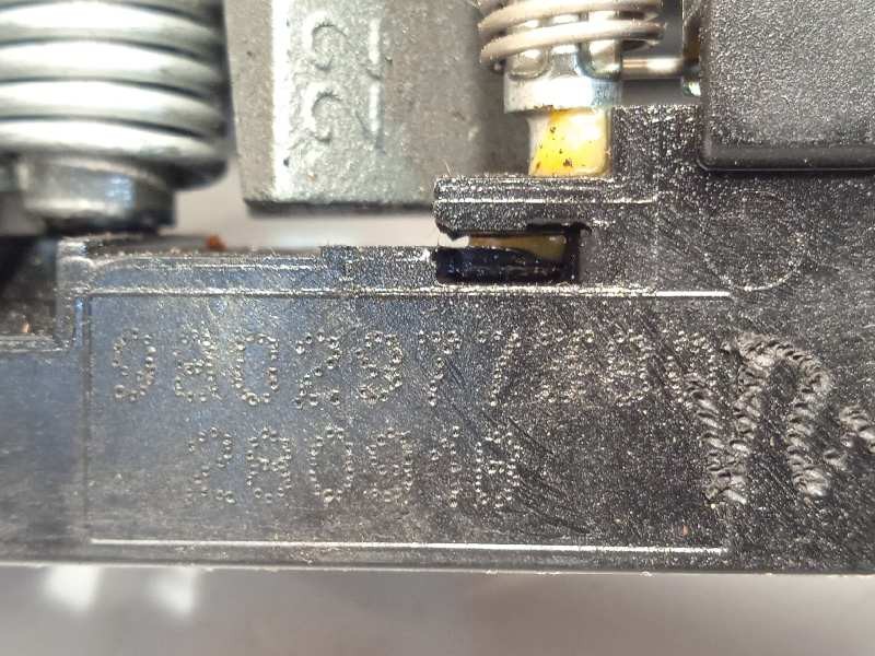 Recambio de maneta exterior delantera izquierda para opel crossland x 1.2 referencia OEM IAM 9802977380  