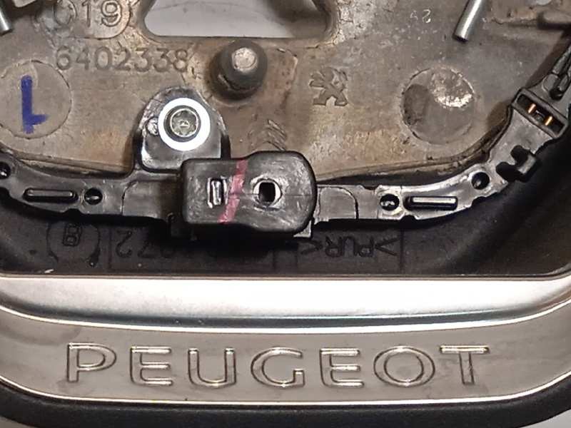Recambio de volante para peugeot 208 (p2) allure referencia OEM IAM 98255044ZD  
