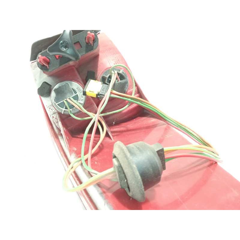 Recambio de piloto trasero derecho para peugeot 607 (s1) básico referencia OEM IAM 6351N1  