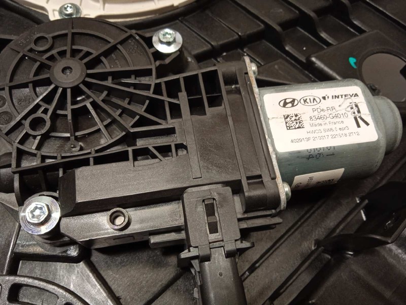 Recambio de elevalunas trasero derecho para hyundai i30 (pd) 1.6 crdi cat referencia OEM IAM 83480G4030  83460G4010