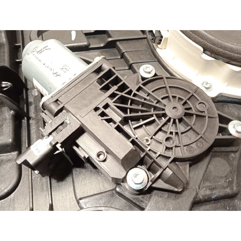 Recambio de elevalunas trasero izquierdo para hyundai i30 (pd) 1.6 crdi cat referencia OEM IAM 83470G4030  83450G4010