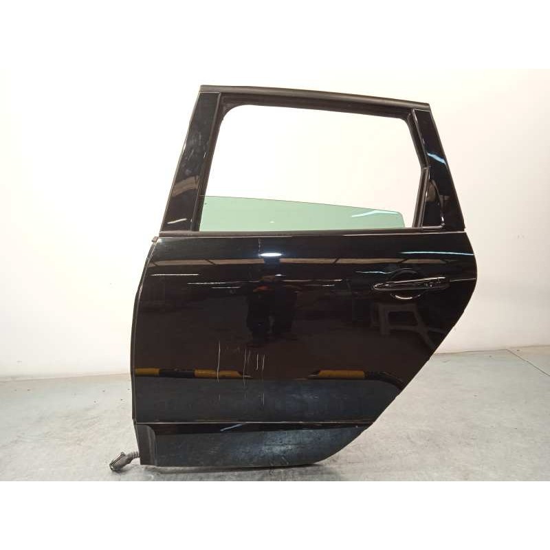 Recambio de puerta trasera izquierda para renault scenic iii dynamique referencia OEM IAM 821012747R  