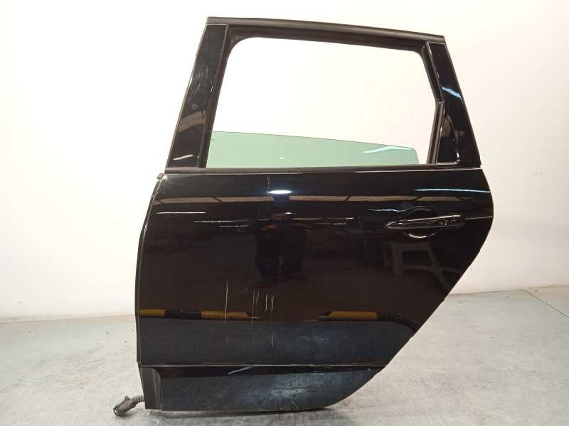 Recambio de puerta trasera izquierda para renault scenic iii dynamique referencia OEM IAM 821012747R  