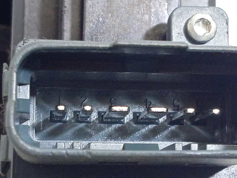 Recambio de elevalunas delantero derecho para renault megane iv grandtour 1.2 tce energy referencia OEM IAM 402777D  