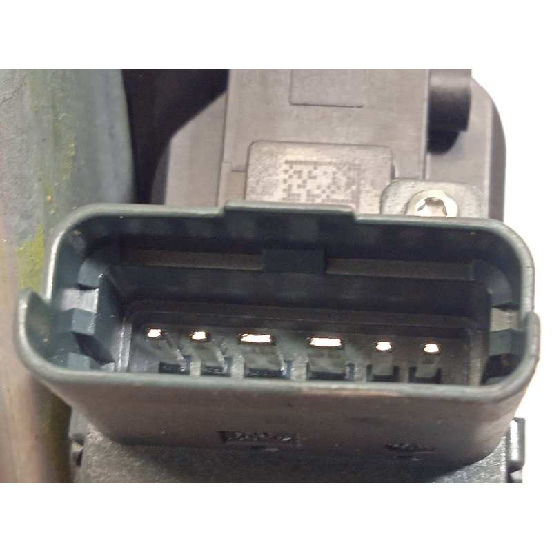 Recambio de elevalunas trasero derecho para renault megane iv grandtour 1.2 tce energy referencia OEM IAM 402779C  