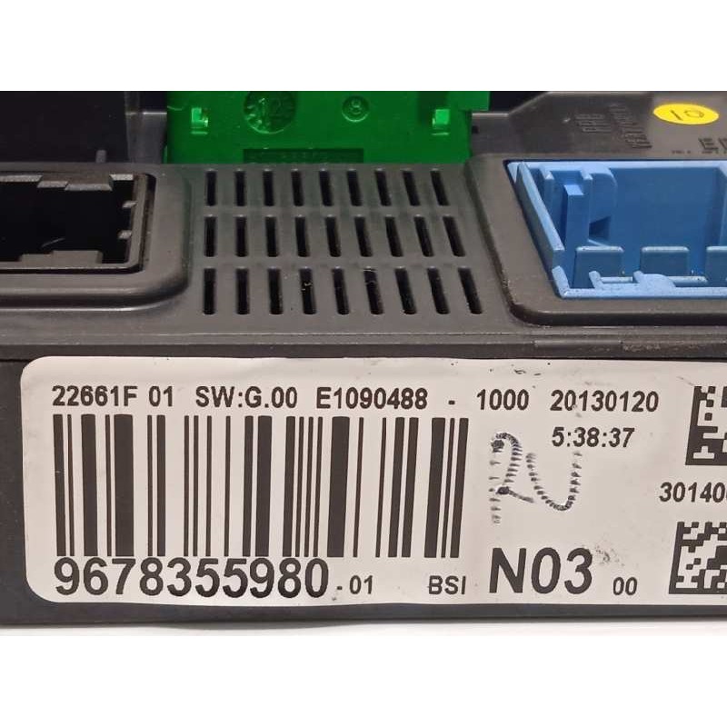 Recambio de caja reles / fusibles para peugeot 208 allure referencia OEM IAM 9678355980  