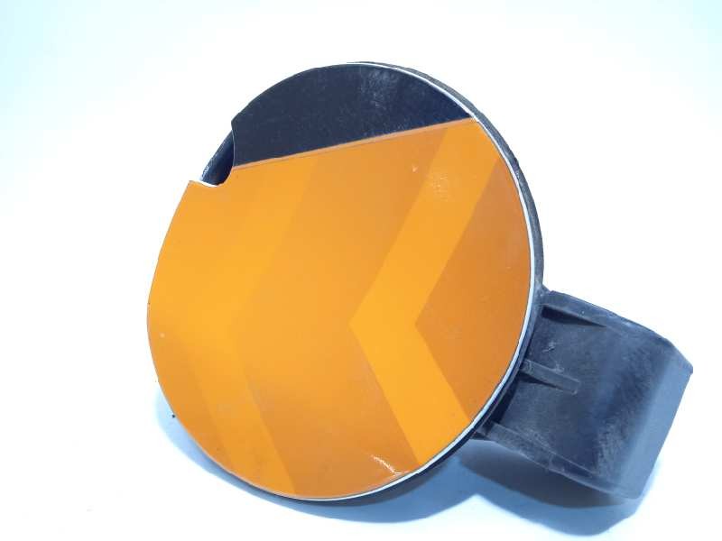 Recambio de tapa exterior combustible para peugeot 208 allure referencia OEM IAM 9673904880  