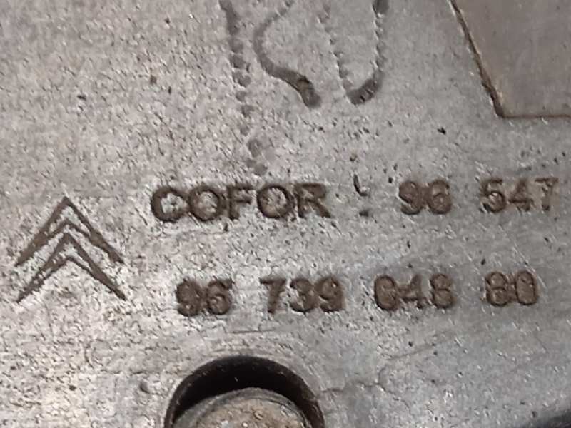 Recambio de tapa exterior combustible para peugeot 208 allure referencia OEM IAM 9673904880  