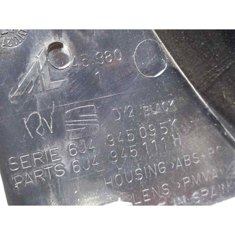 Recambio de piloto trasero izquierdo para seat ibiza (6p1) reference referencia OEM IAM 6J4945095K  6J4945111H