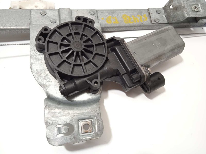 Recambio de elevalunas trasero derecho para renault kangoo profesional referencia OEM IAM 827200474R  