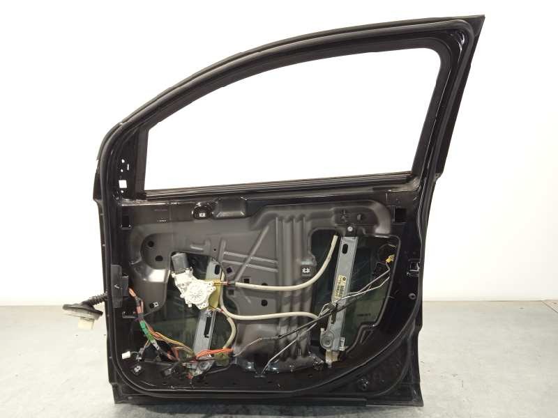 Recambio de puerta delantera derecha para dodge caliber sxt referencia OEM IAM 5074154AB  