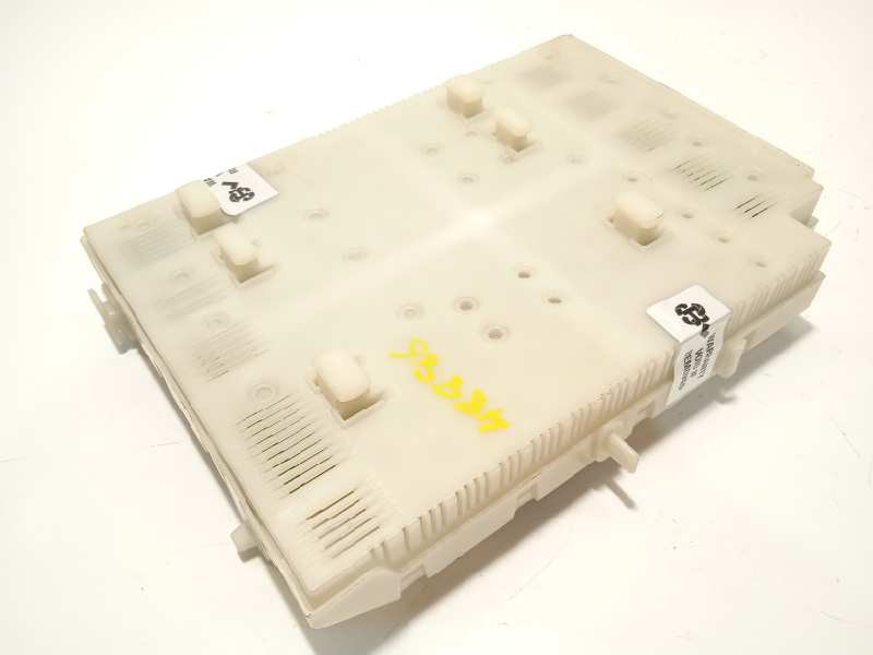 Recambio de caja reles / fusibles para volvo xc60 2.0 diesel cat referencia OEM IAM 31412969  31412969AA