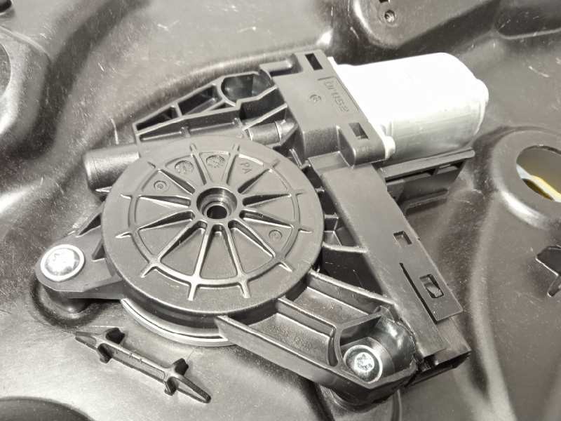 Recambio de elevalunas trasero izquierdo para volvo xc60 2.0 diesel cat referencia OEM IAM 30753329  