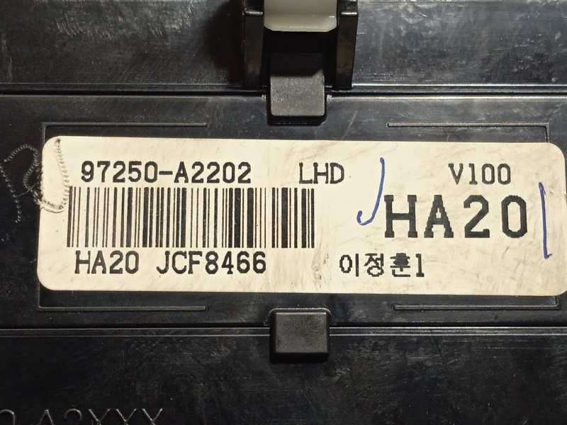 Recambio de mando climatizador para kia cee´d drive referencia OEM IAM 97250A2202  