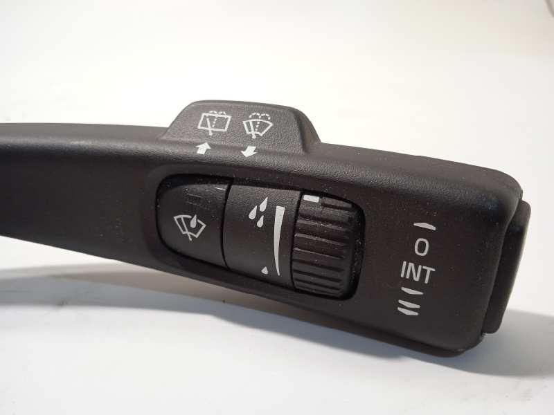 Recambio de mando limpia para volvo xc60 2.0 diesel cat referencia OEM IAM 31456042  