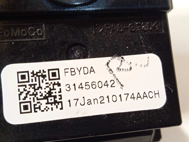 Recambio de mando limpia para volvo xc60 2.0 diesel cat referencia OEM IAM 31456042  