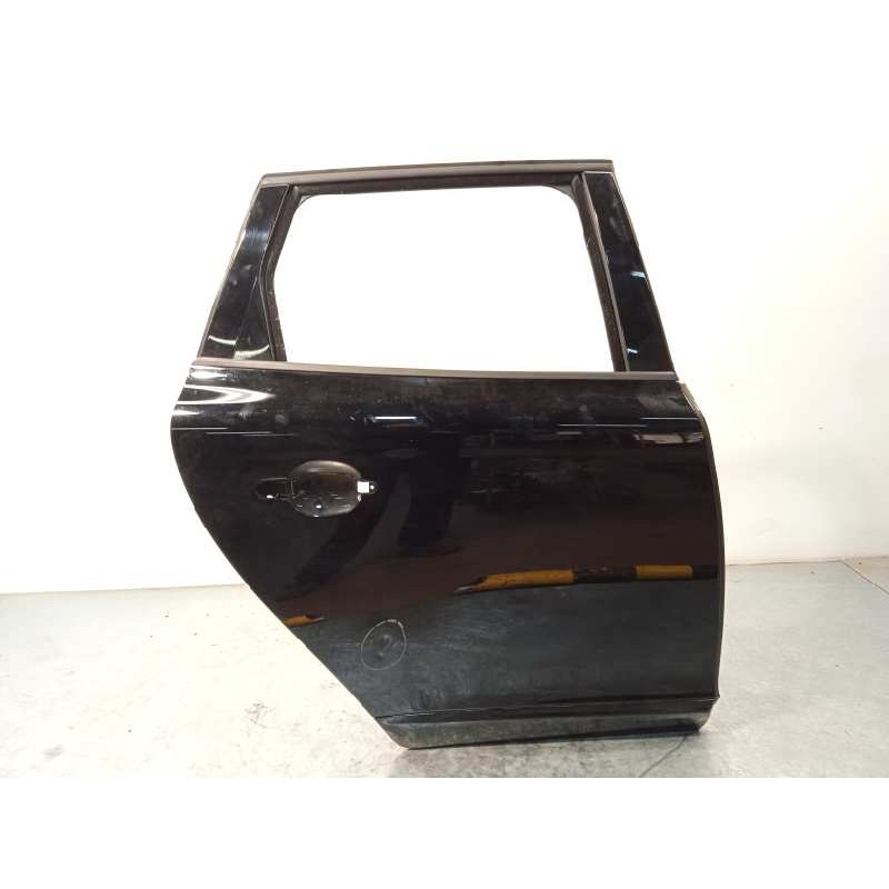 Recambio de puerta trasera derecha para volvo xc60 2.0 diesel cat referencia OEM IAM 31402418  