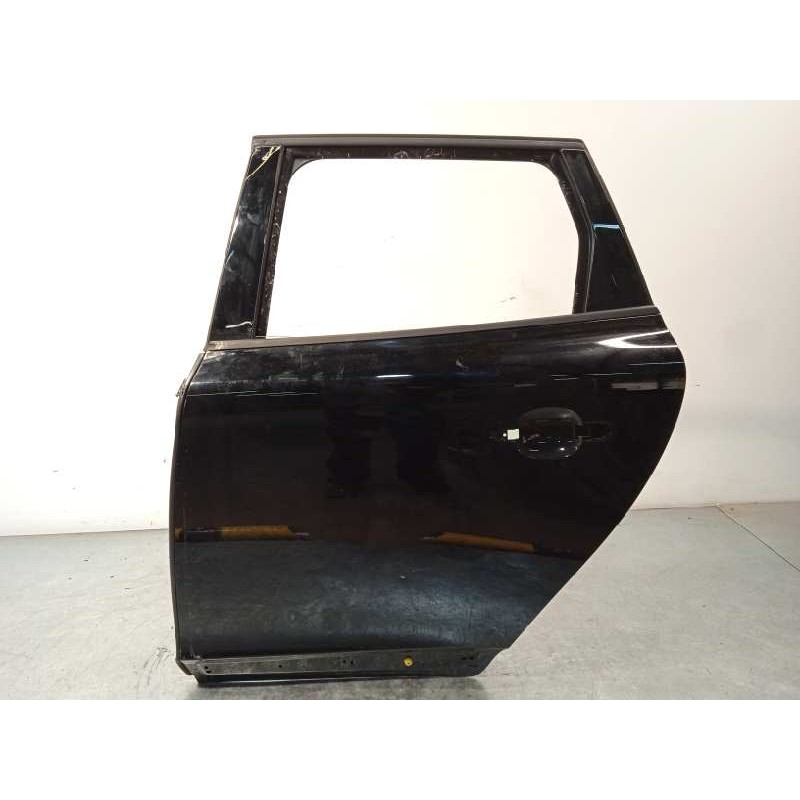 Recambio de puerta trasera izquierda para volvo xc60 2.0 diesel cat referencia OEM IAM 31402417  