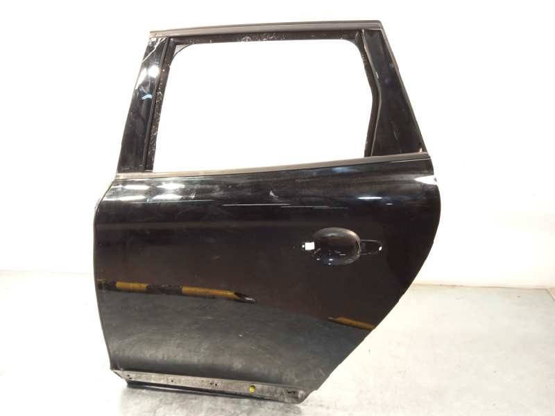 Recambio de puerta trasera izquierda para volvo xc60 2.0 diesel cat referencia OEM IAM 31402417  
