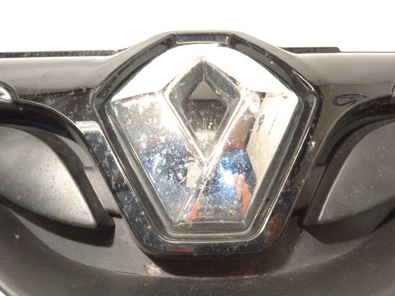 Recambio de rejilla delantera para renault kangoo profesional referencia OEM IAM 623101381R  623829154R