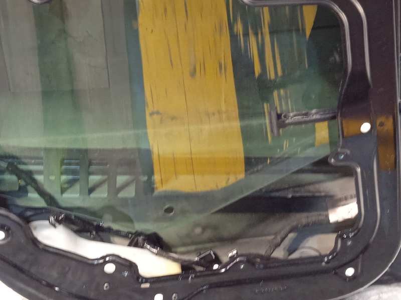 Recambio de puerta trasera izquierda para volvo xc60 2.0 diesel cat referencia OEM IAM 31402417  