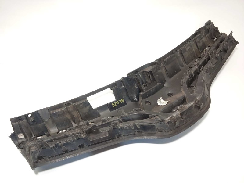 Recambio de rejilla delantera para renault kangoo profesional referencia OEM IAM 623101381R  623829154R