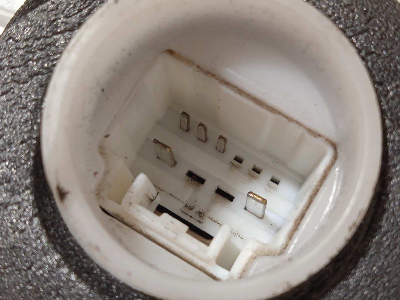 Recambio de cerradura puerta delantera izquierda para citroën c1 city edition referencia OEM IAM B000843080  