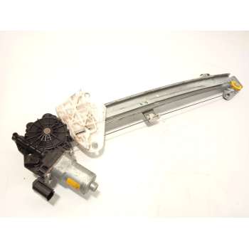 ELEVALUNAS DELANTERO DERECHO 72210T7WA11 