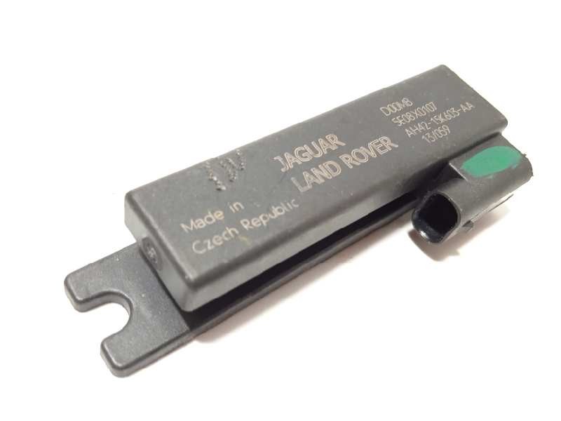 Recambio de antena para land rover range rover autobiography referencia OEM IAM AH4215K603AA  LR012709