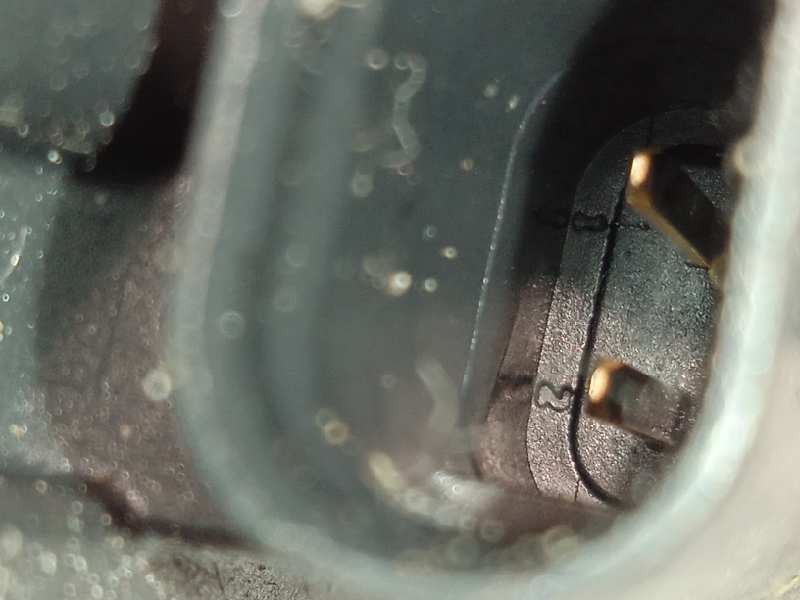 Recambio de antena para land rover range rover autobiography referencia OEM IAM AH4215K603AA  LR012709