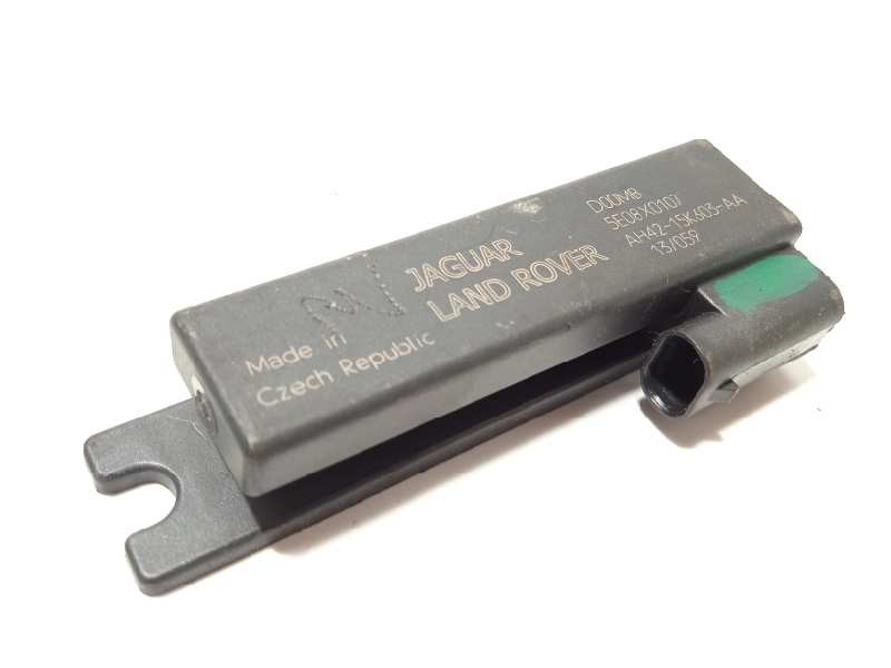 Recambio de antena para land rover range rover autobiography referencia OEM IAM AH4215K603AA  LR012709