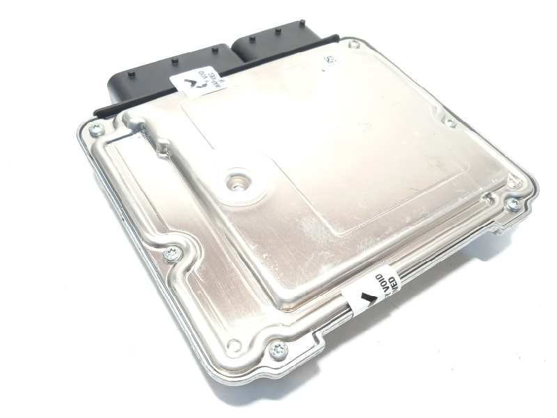 Recambio de centralita motor uce para bmw serie 4 coupe (f32) 420d referencia OEM IAM 8579480  0281030981