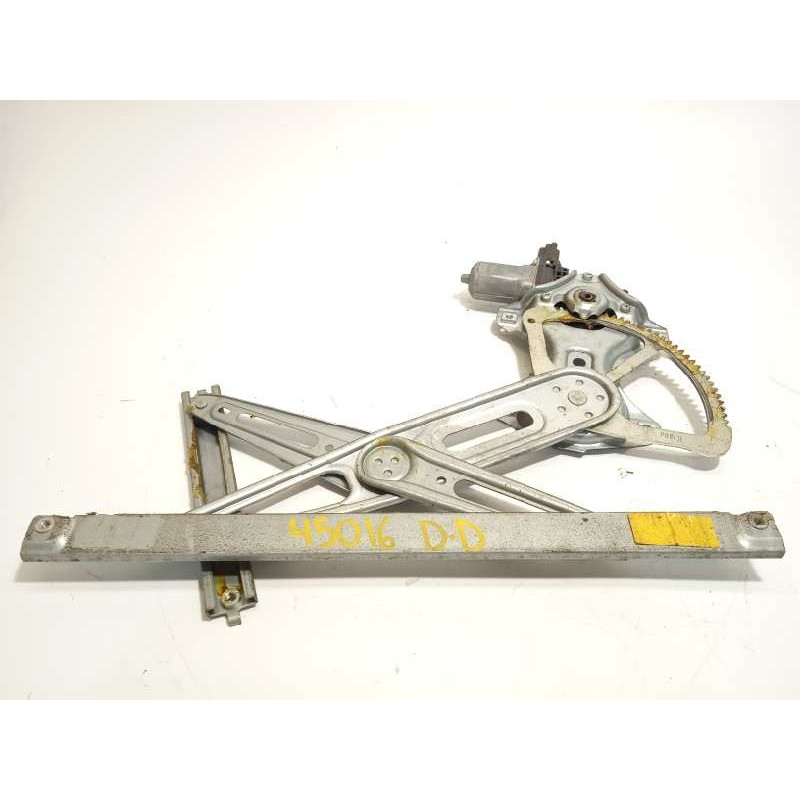 Recambio de elevalunas delantero derecho para toyota yaris (ksp9/scp9/nlp9) básico referencia OEM IAM 857100D100  