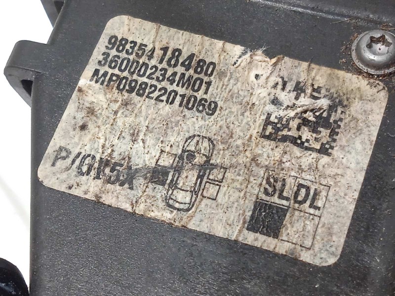 Recambio de cerradura puerta trasera izquierda para peugeot 308 1.6 allure hybrid referencia OEM IAM 9835418480  