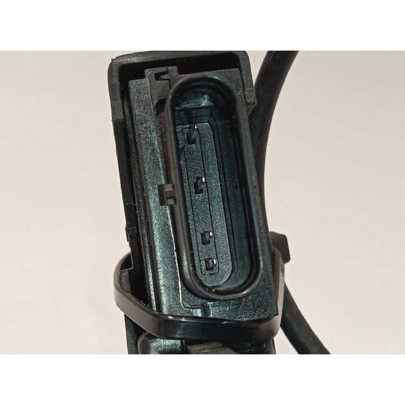 Recambio de cerradura puerta trasera izquierda para peugeot 308 1.6 allure hybrid referencia OEM IAM 9835418480  