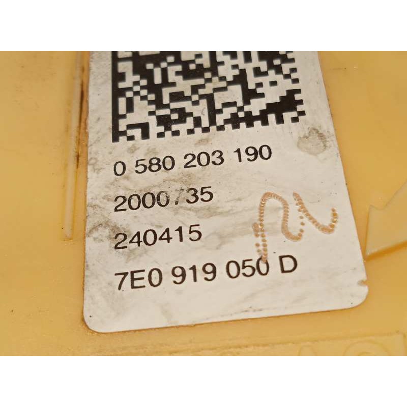 Recambio de bomba combustible para volkswagen t6 transporter kombi referencia OEM IAM 7E0919050D  0580203190