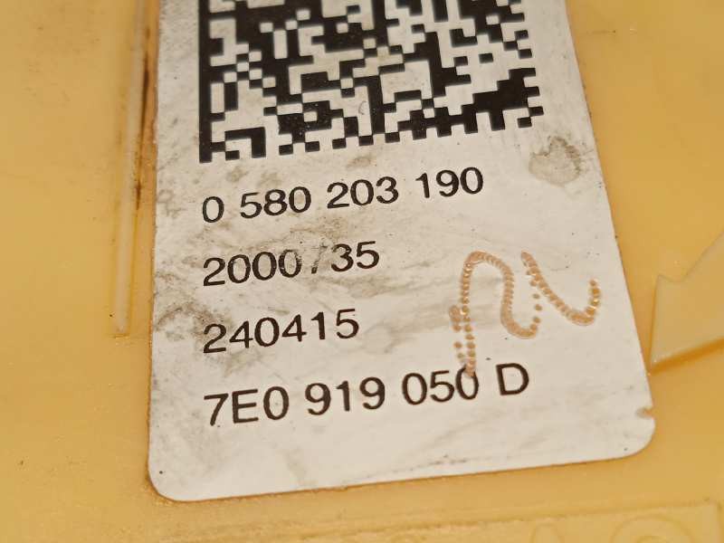 Recambio de bomba combustible para volkswagen t6 transporter kombi referencia OEM IAM 7E0919050D  0580203190