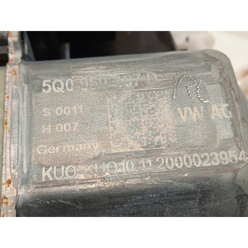 Recambio de elevalunas trasero izquierdo para skoda kamiq (nw4) ambition referencia OEM IAM 654839461  5Q0959407D