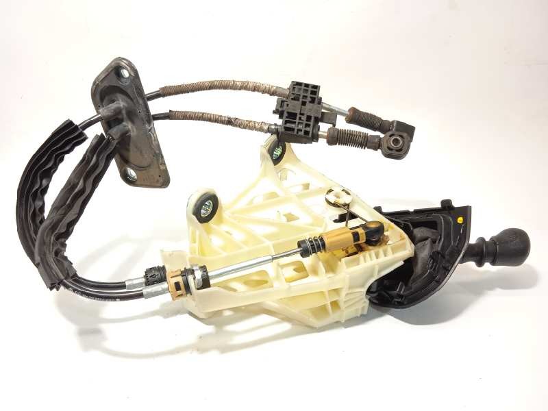 Recambio de palanca cambio para volkswagen t6 transporter kombi referencia OEM IAM 7E0711025B  